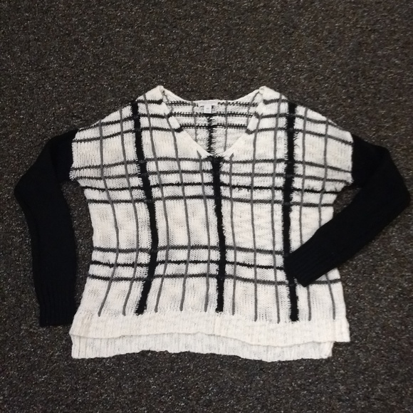 Bisou Bisou Sweaters - Bisou Bisou Fuzzy Plaid Sweater